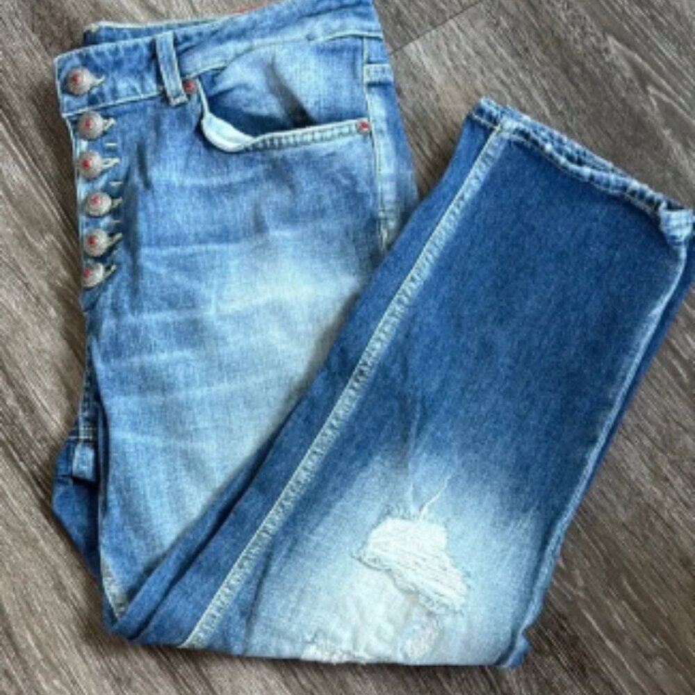 Stylish Blue Women's Jeans